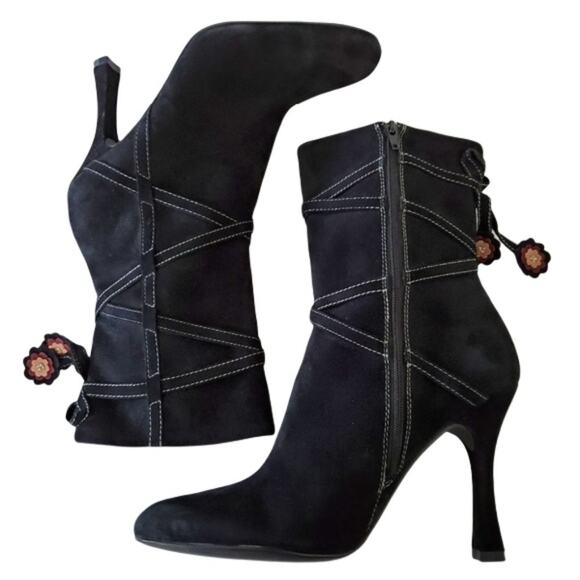 Lisa Vicky Black Suede Delissa Booties - Picture 1 of 9